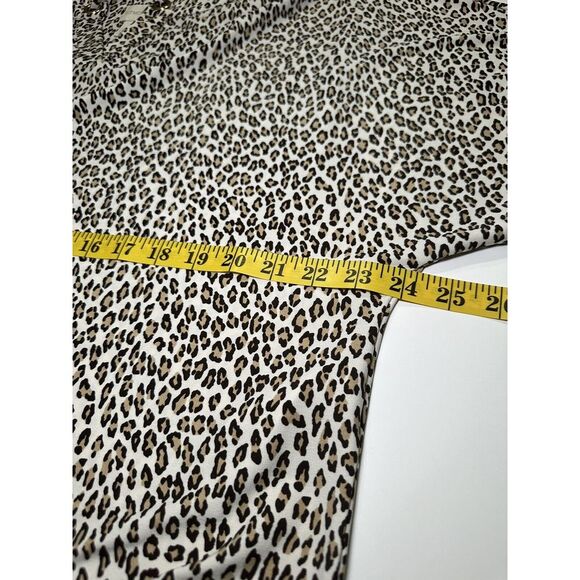 Chico's Leopard print Batwing Sleeve Tie Neck Blouse Size 3 - Picture 4 of 8